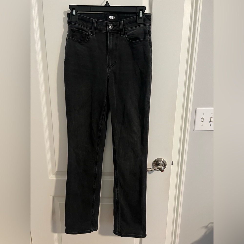 Women’s Paige Accent straight leg Jean in black wash.